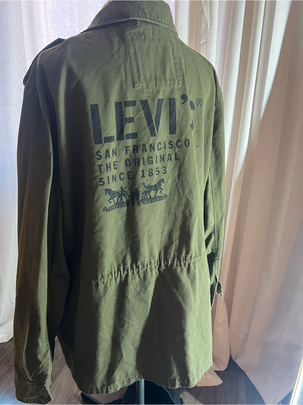 Levi’s jacket - Picture 2 of 7